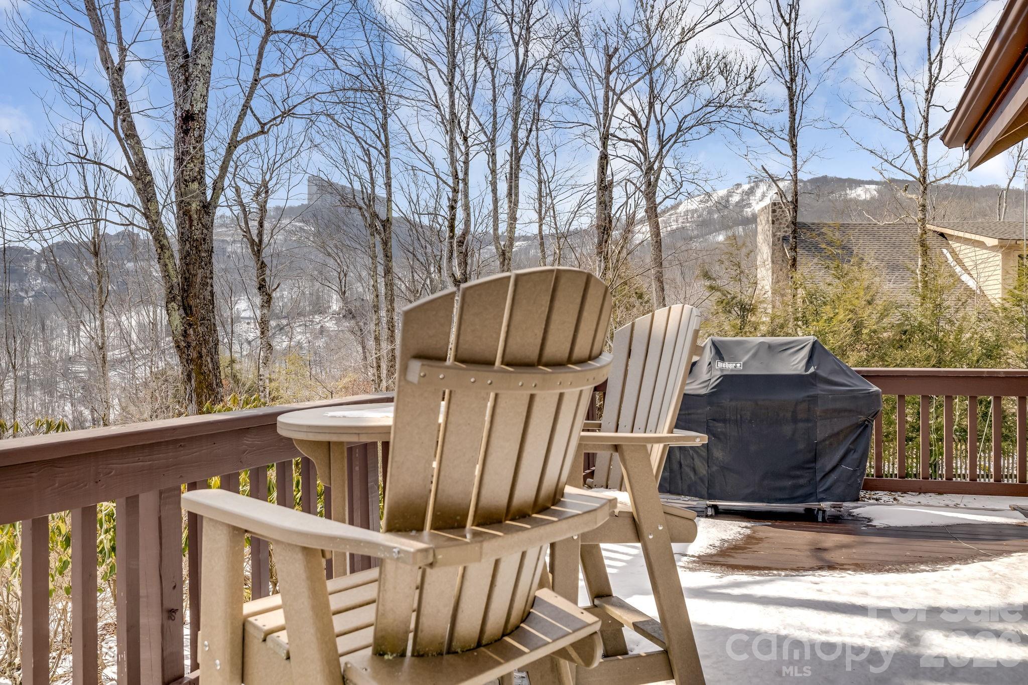 301 Highland Circle Property Photo 48