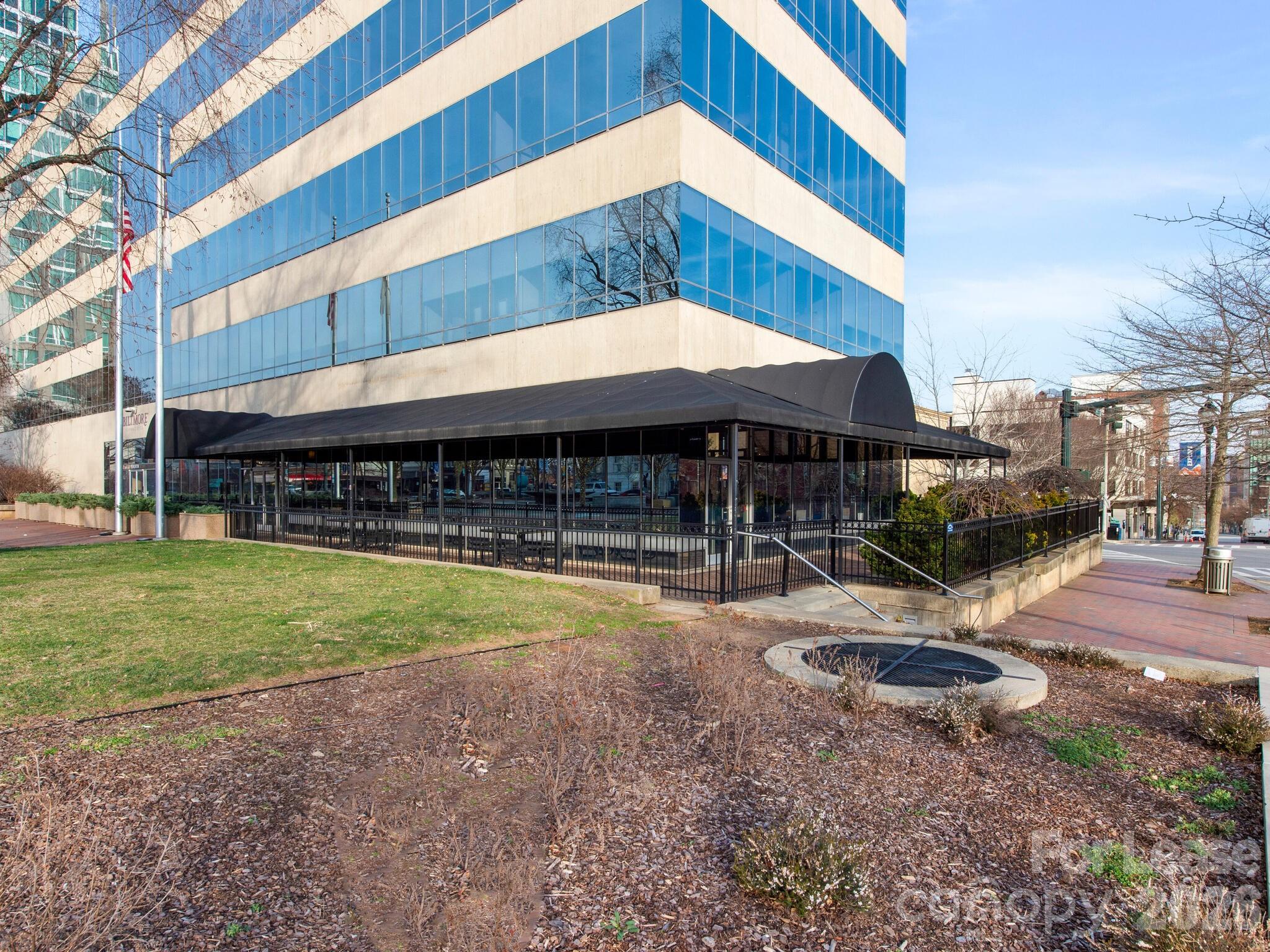 1 N Pack Square Ste 100 Property Photo 18