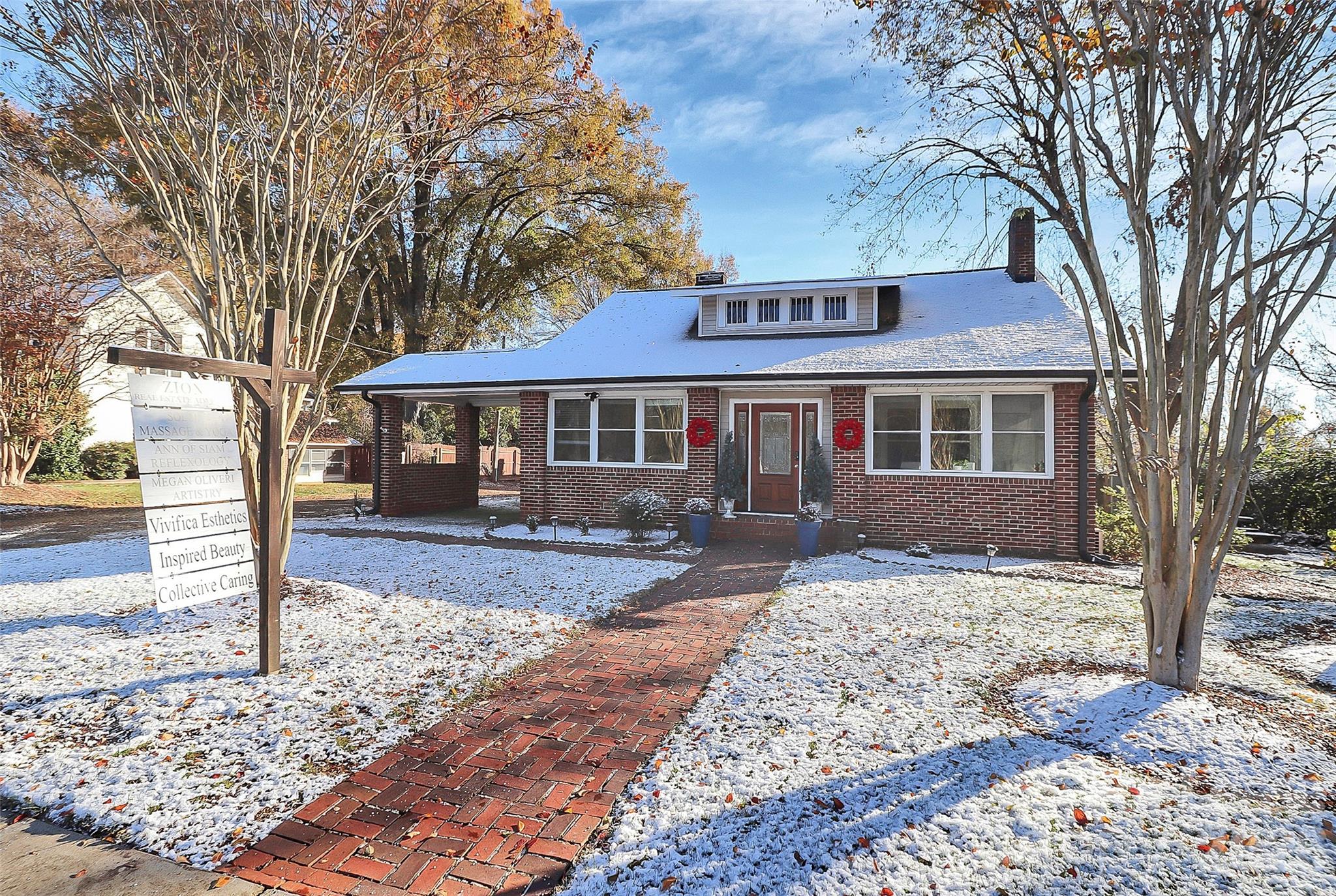 20200 Zion Avenue Property Photo 7