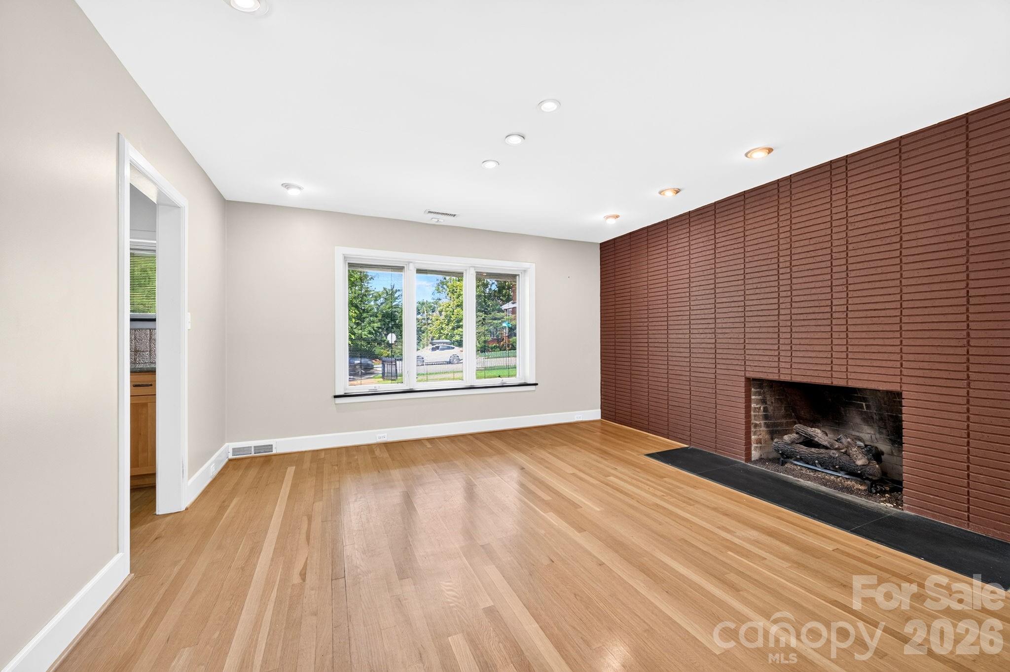 159 Kimberly Avenue Property Photo 11
