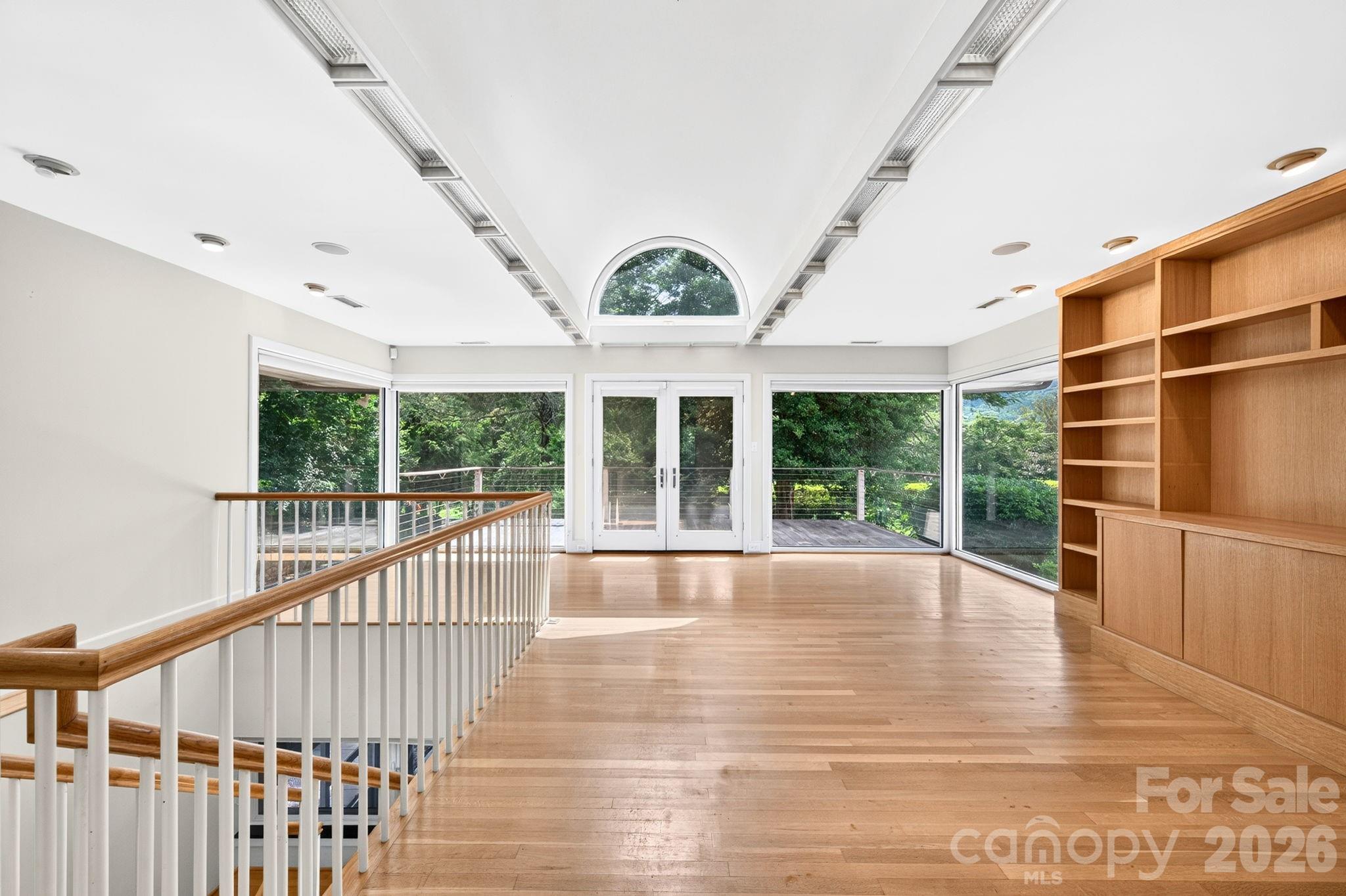 159 Kimberly Avenue Property Photo 14
