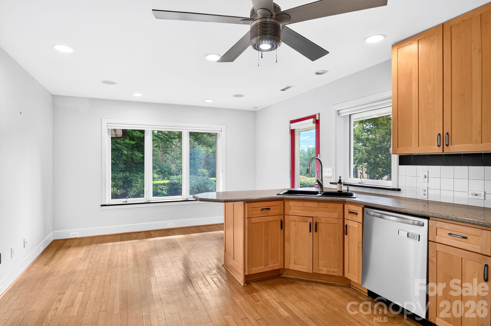 159 Kimberly Avenue Property Photo 18
