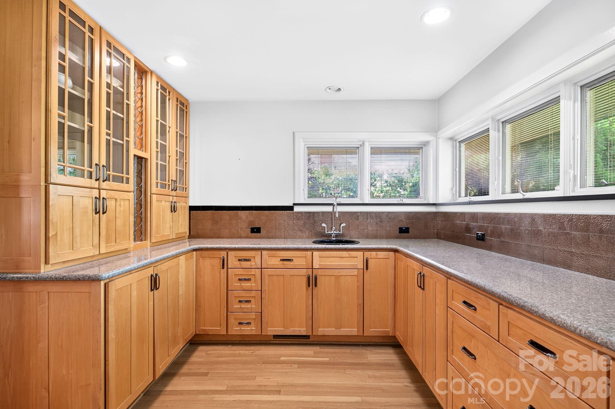 159 Kimberly Avenue Property Photo 20