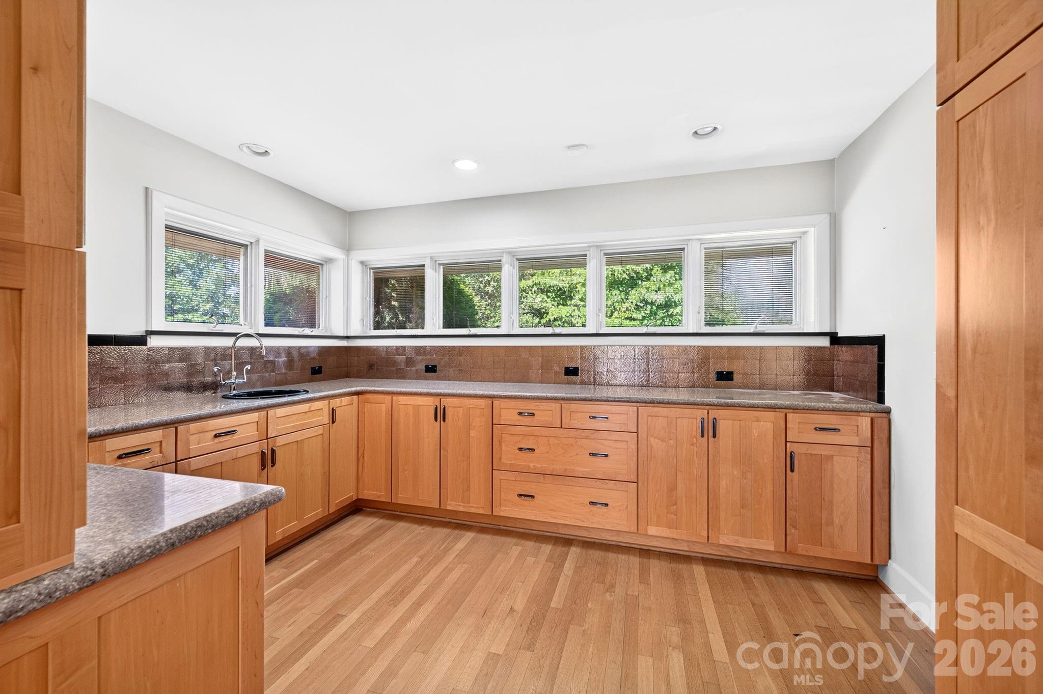 159 Kimberly Avenue Property Photo 21