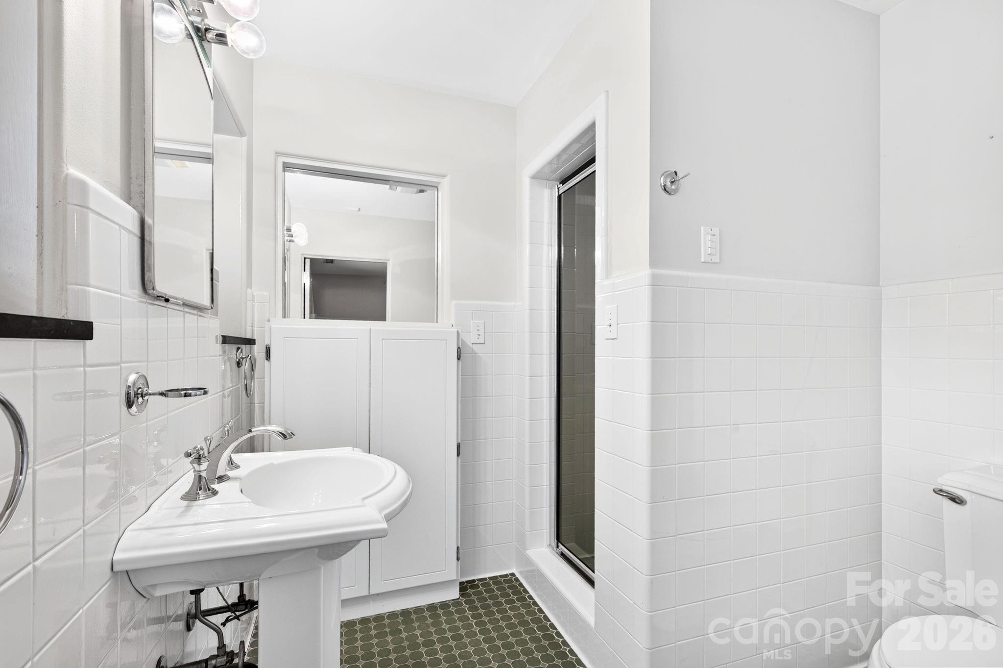 159 Kimberly Avenue Property Photo 32