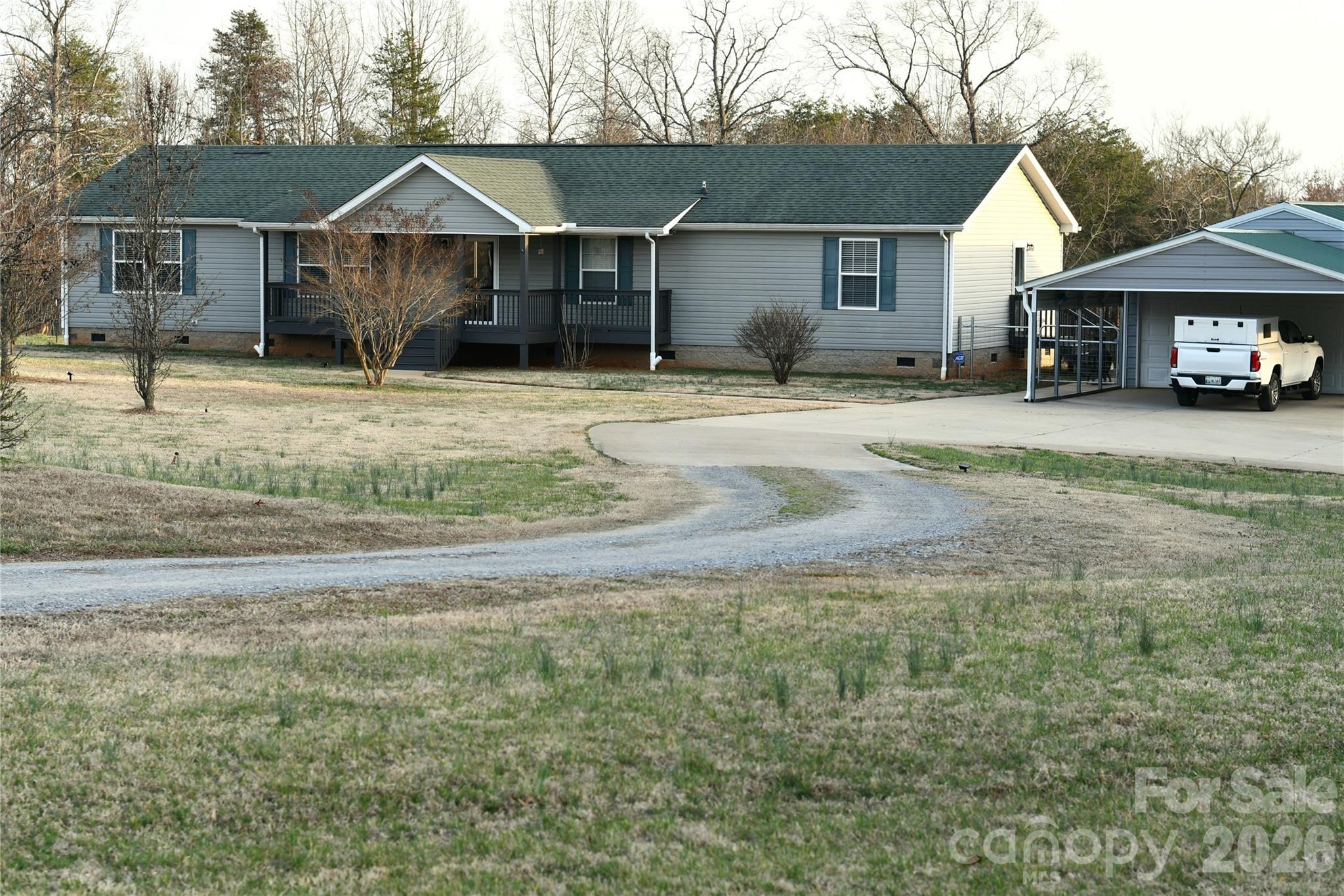 3343 Hollis Road Property Photo 1