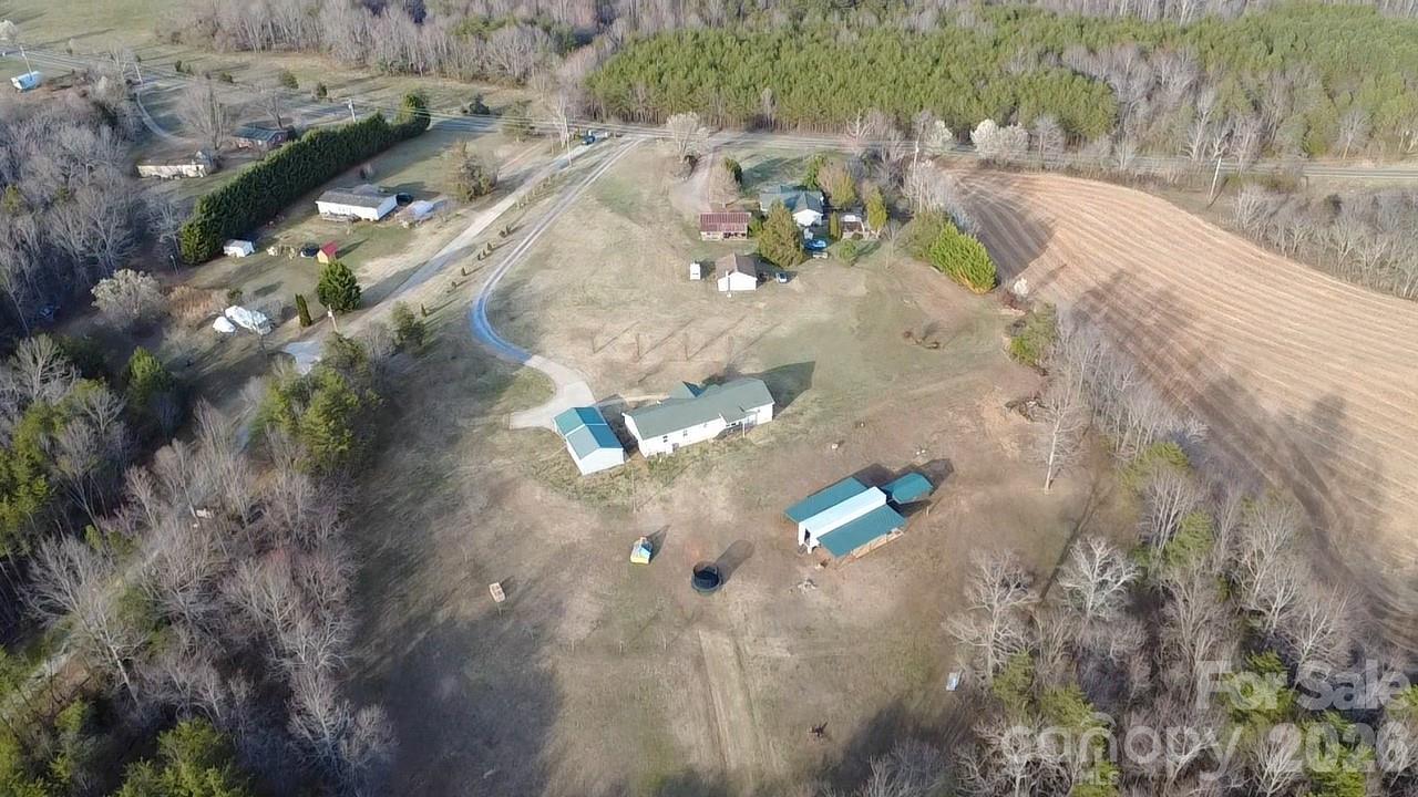 3343 Hollis Road Property Photo 3