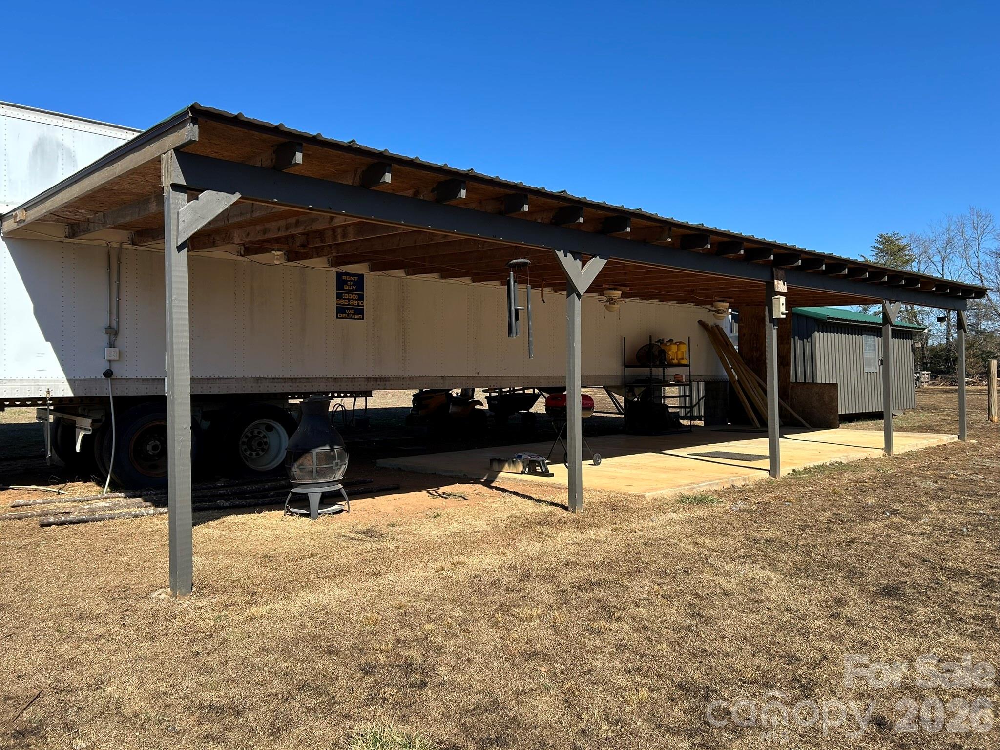 3343 Hollis Road Property Photo 13