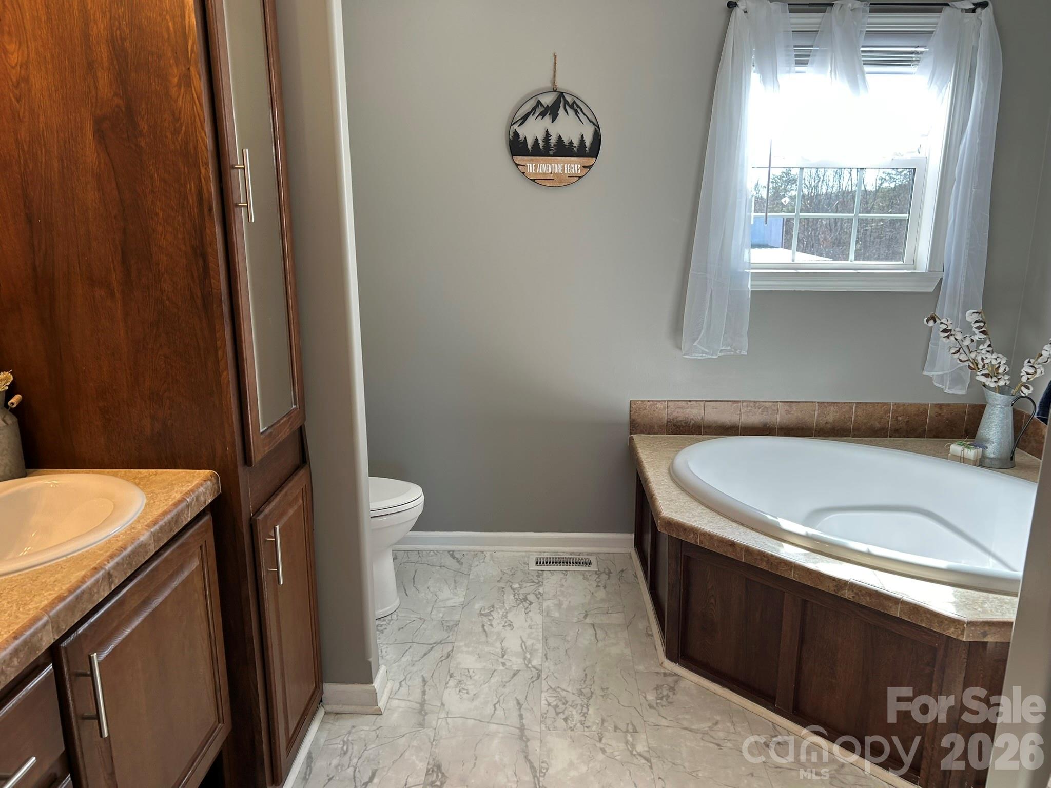 3343 Hollis Road Property Photo 29