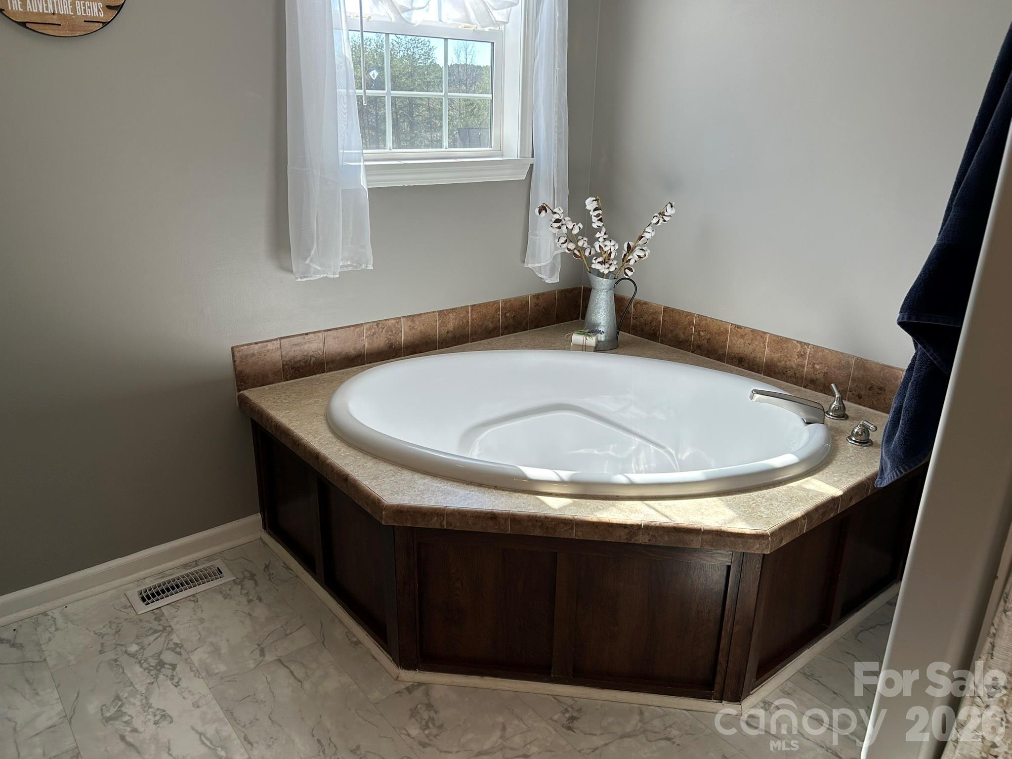 3343 Hollis Road Property Photo 31