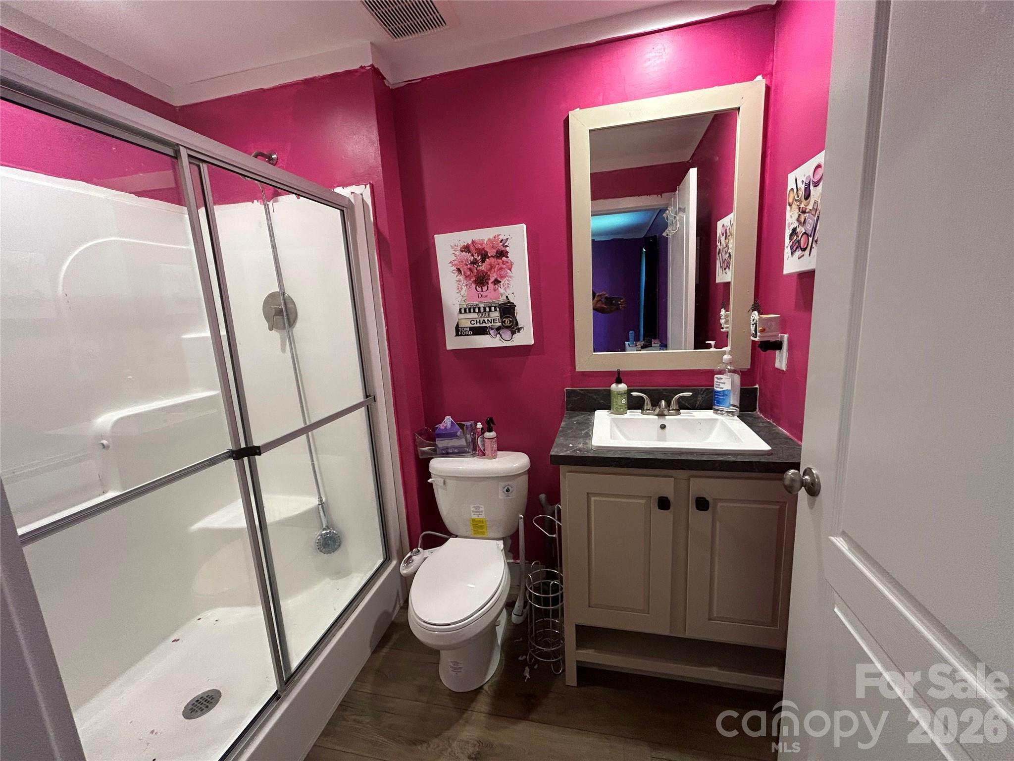 100 Amber Court Property Photo 8