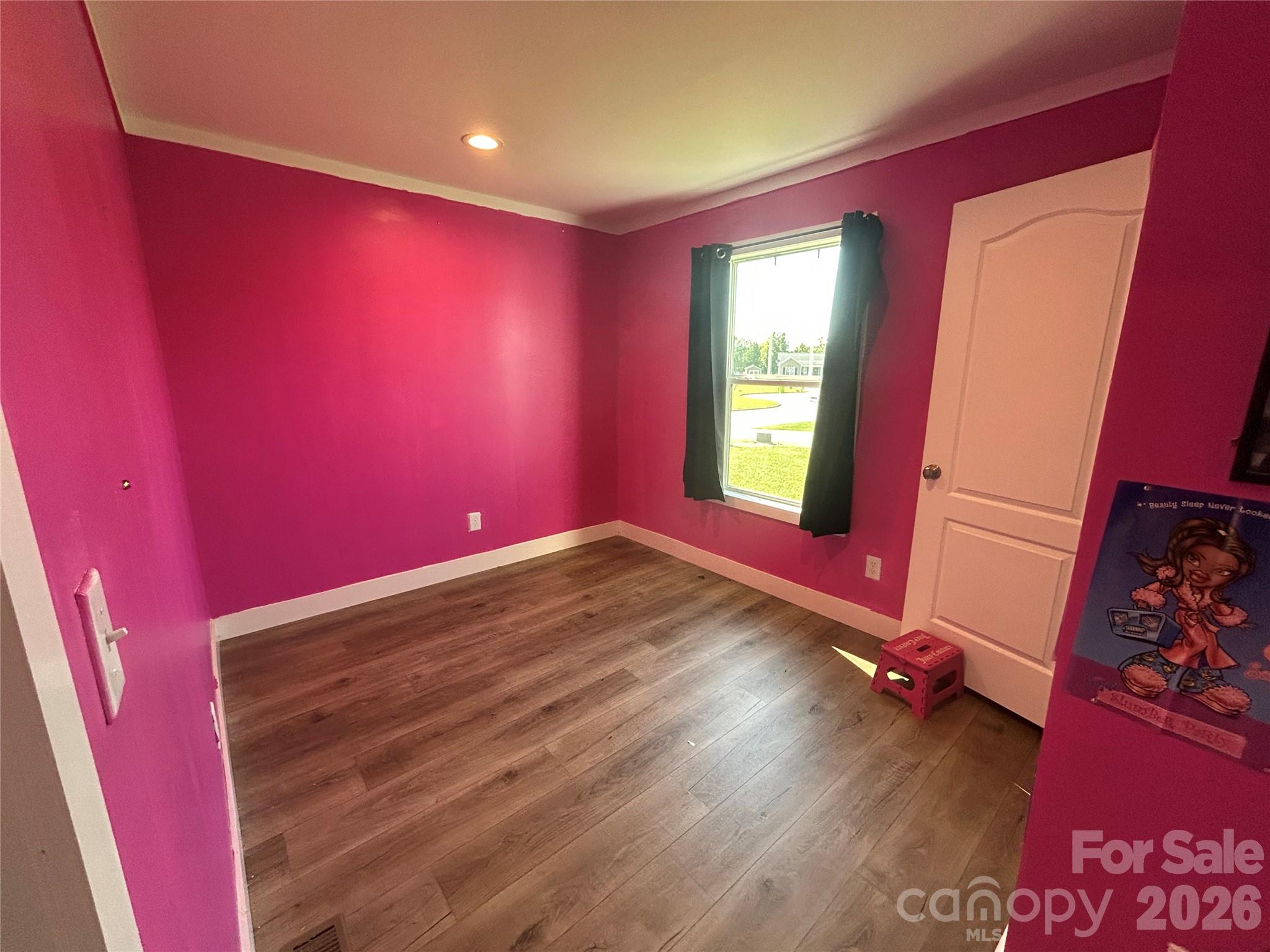 100 Amber Court Property Photo 9