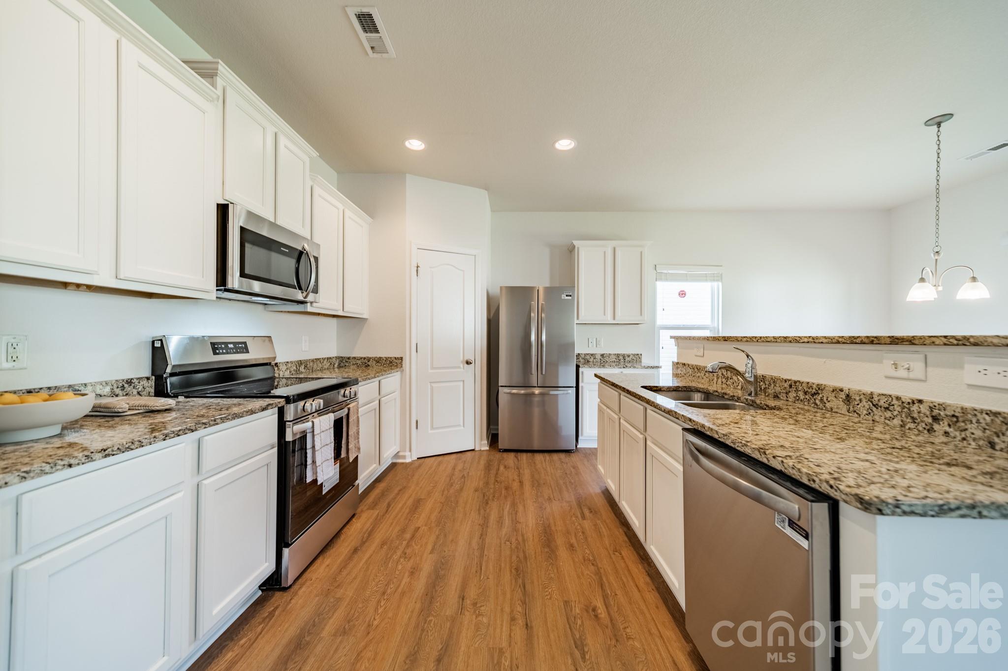 8315 Paw Valley Lane Property Photo 8