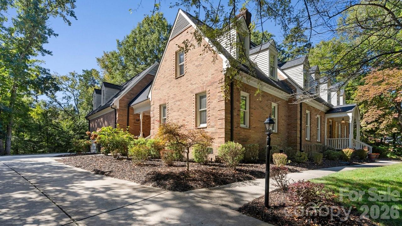 25 Blenheim Court Property Photo 1