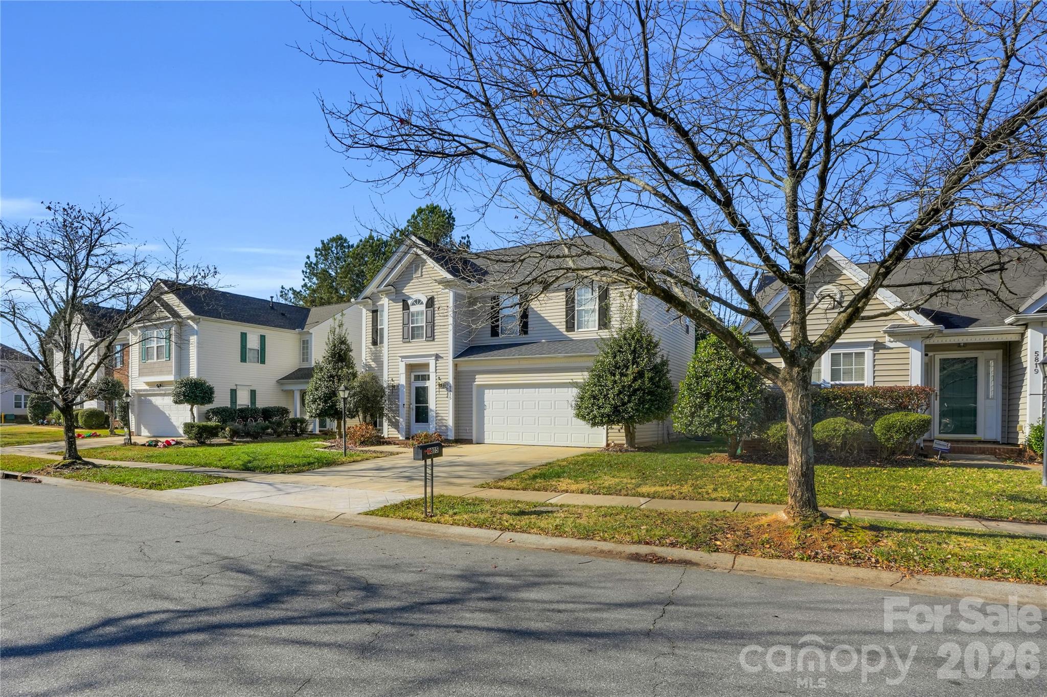 5815 Waverly Lynn Lane Property Photo 8