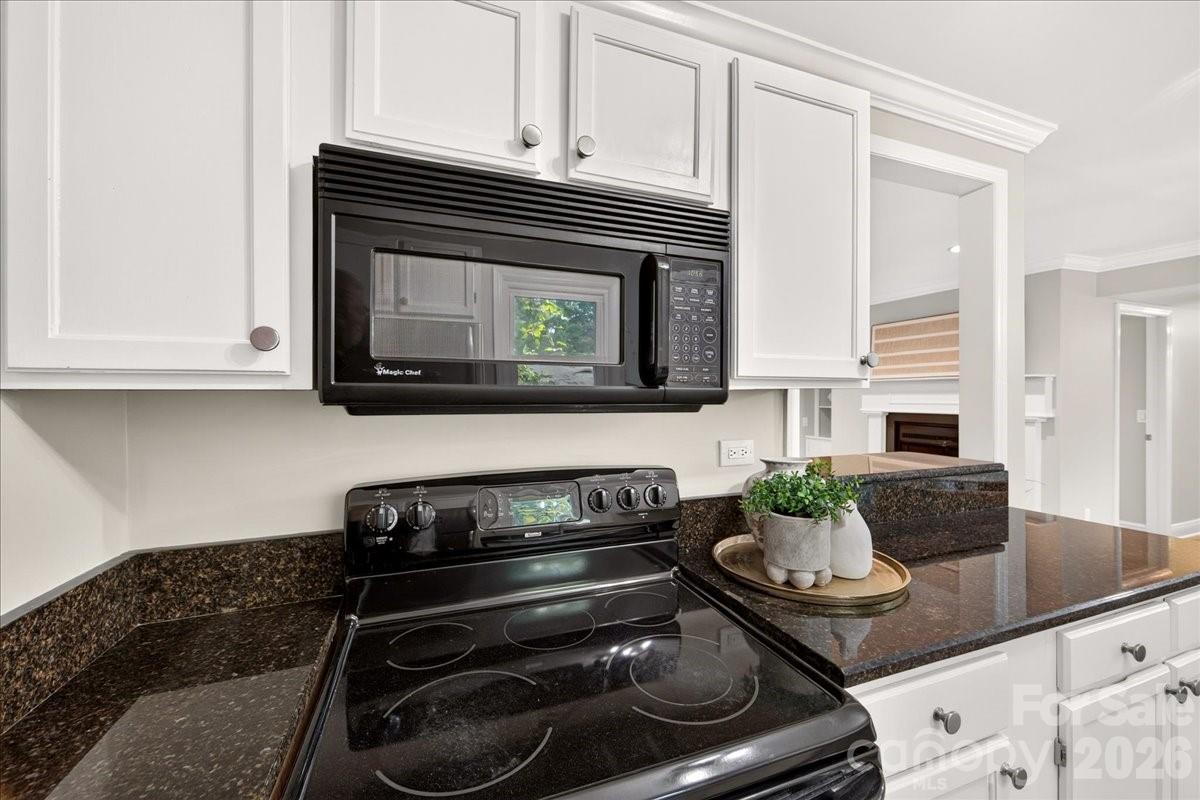 430 Queens Road 221 Property Photo 5