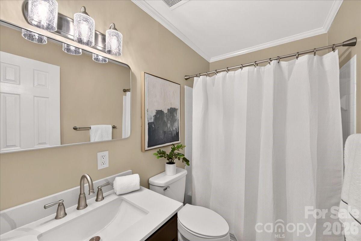 430 Queens Road 221 Property Photo 15