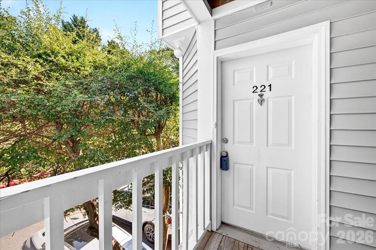 430 Queens Road 221 Property Photo 18