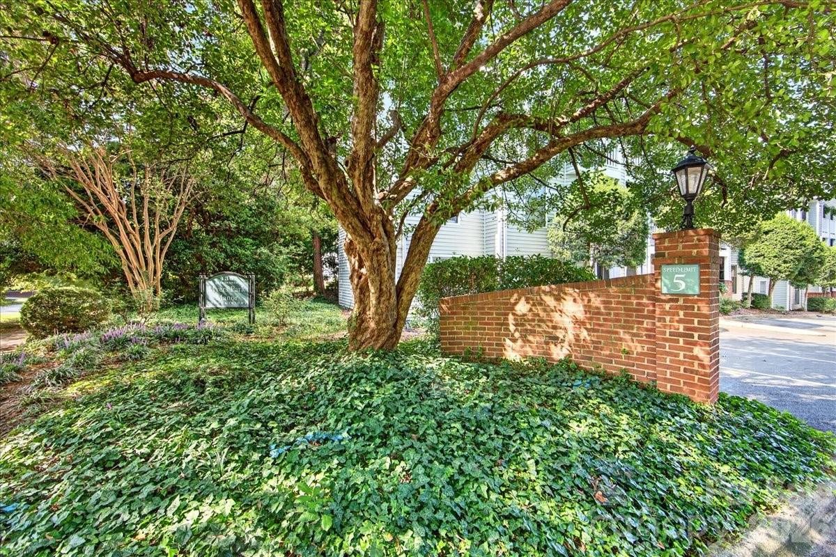 430 Queens Road 221 Property Photo 20
