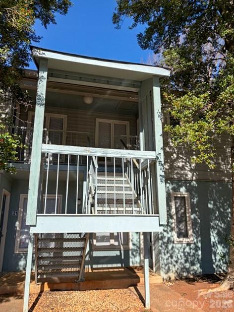 1903 Beechtree Court Property Photo 3