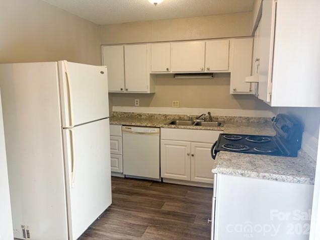 1903 Beechtree Court Property Photo 7