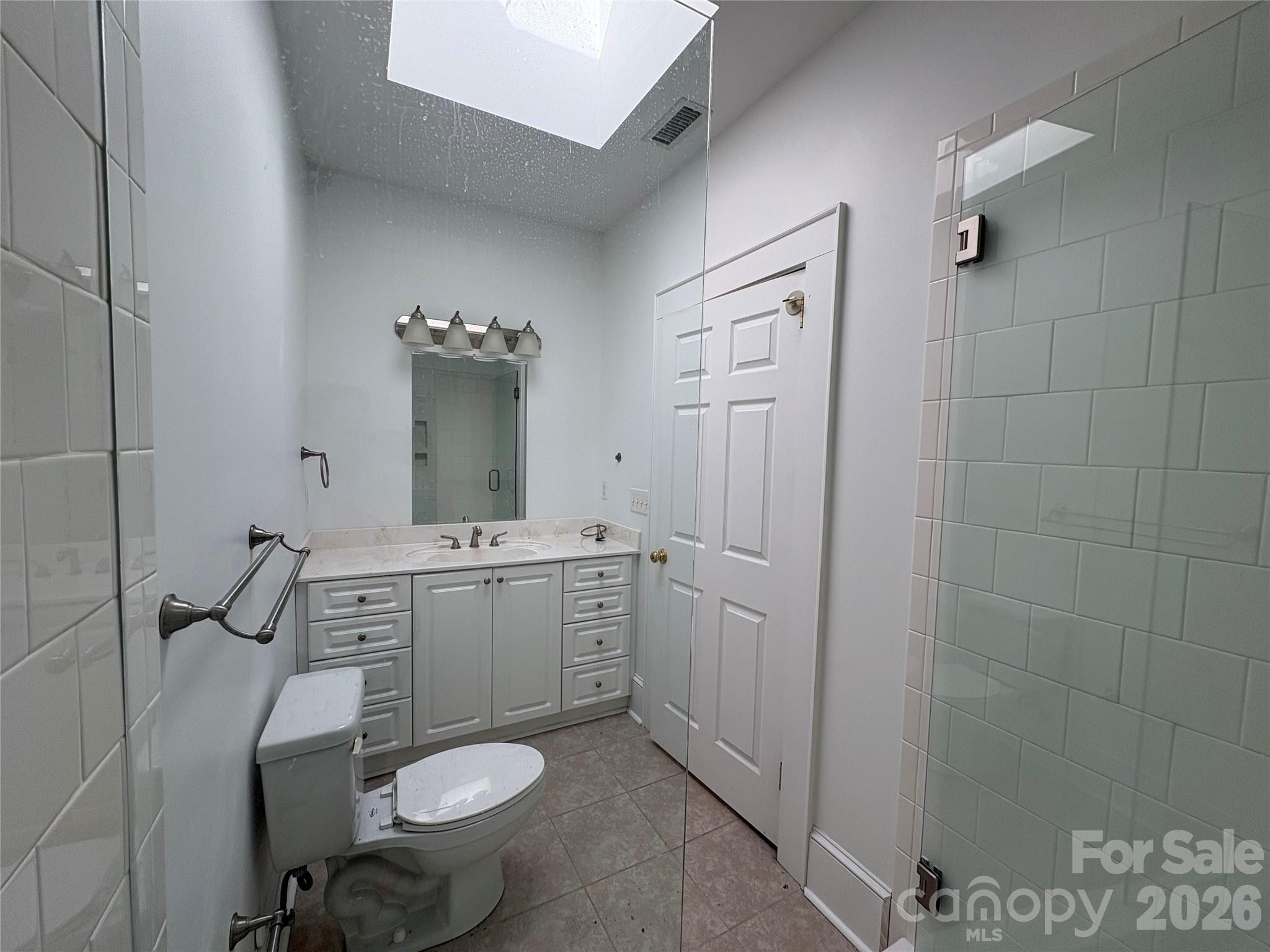 501 N Main Street Property Photo 10