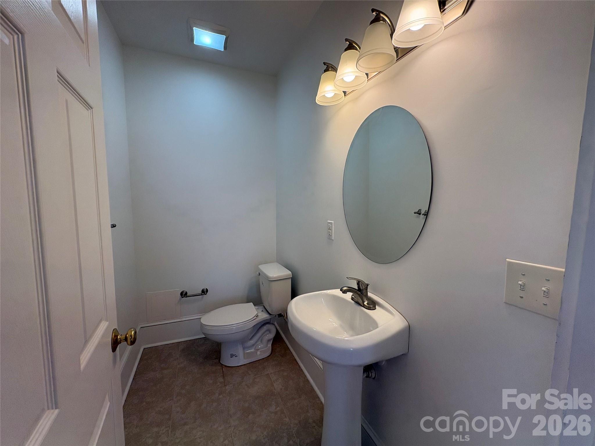 501 N Main Street Property Photo 13