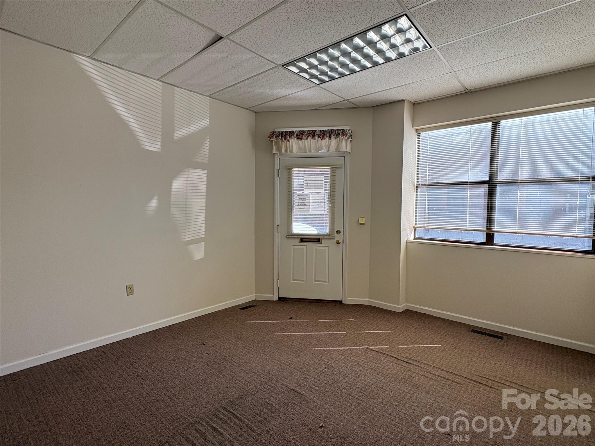 501 N Main Street Property Photo 32