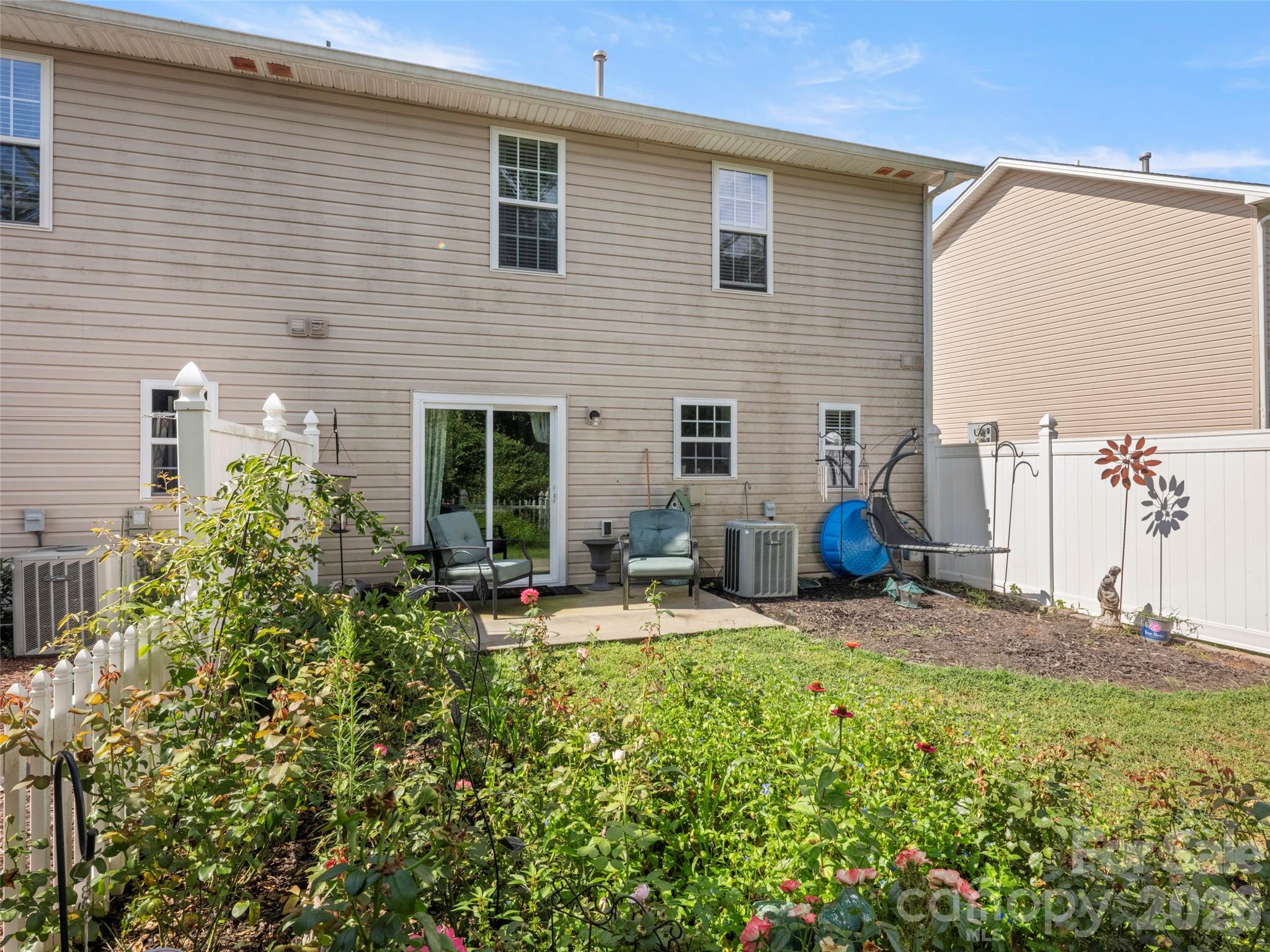 99 Sunny Meadows Boulevard Property Photo 15