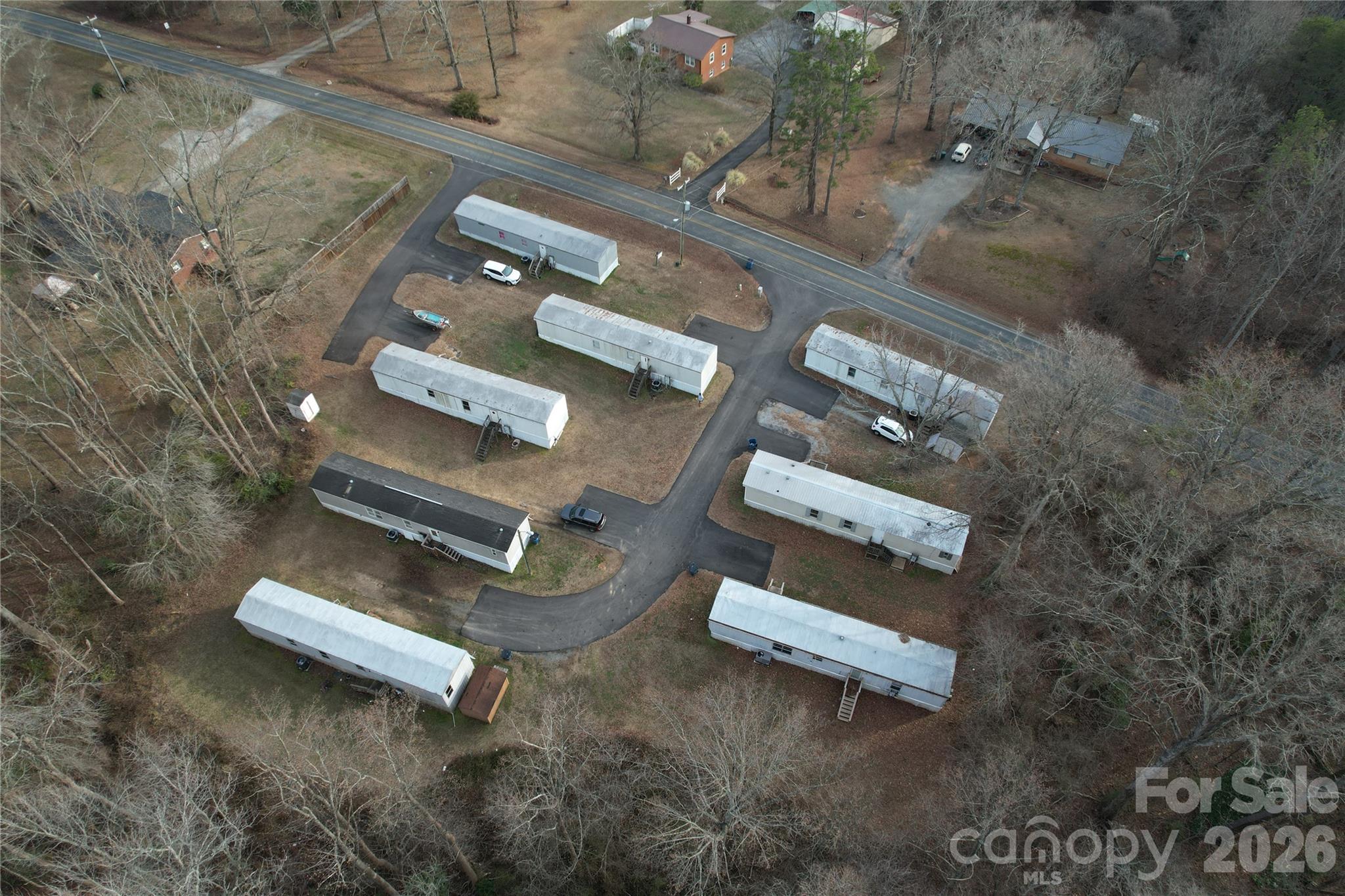 667 Webb Road Property Photo 4