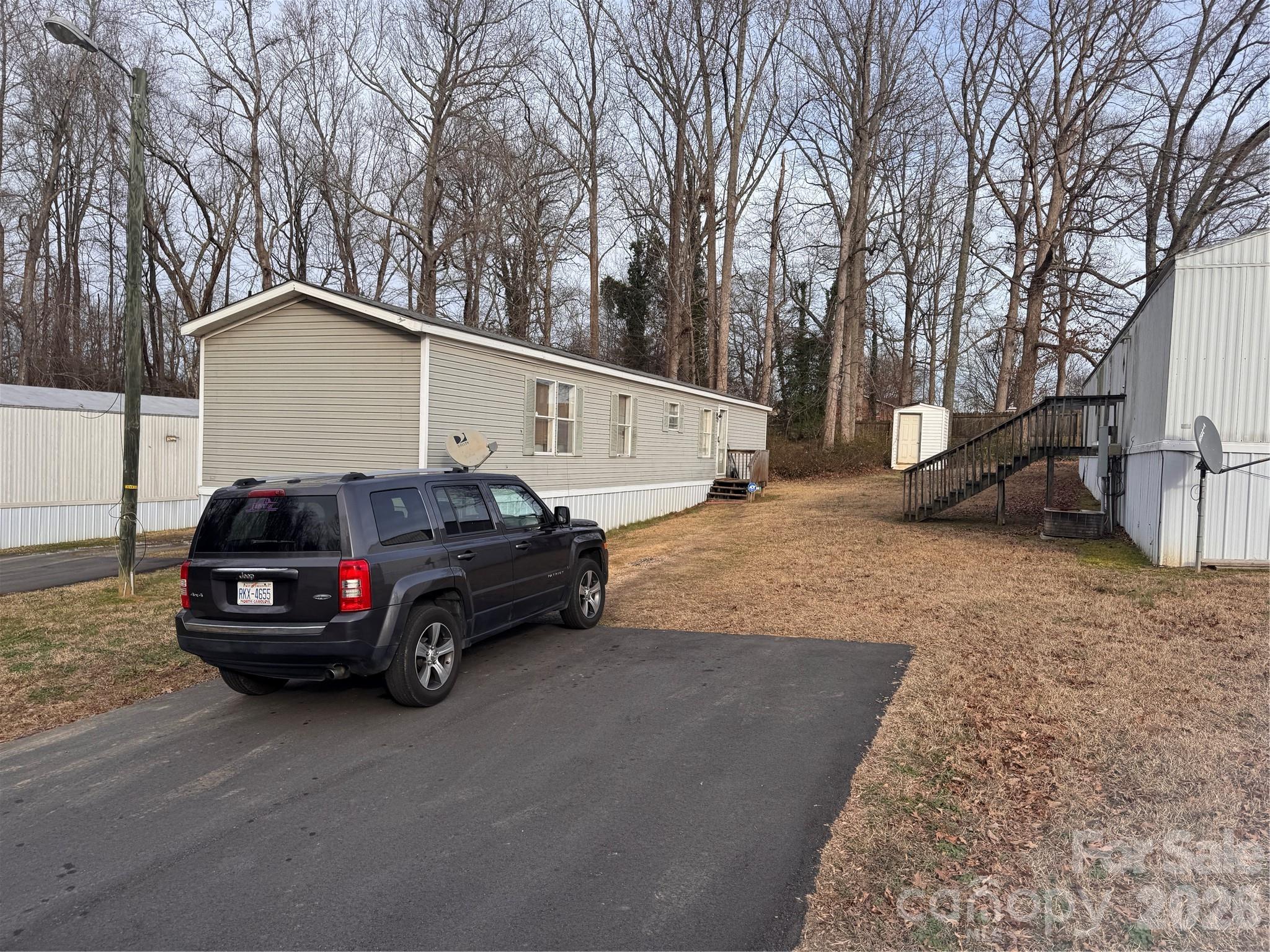 667 Webb Road Property Photo 14