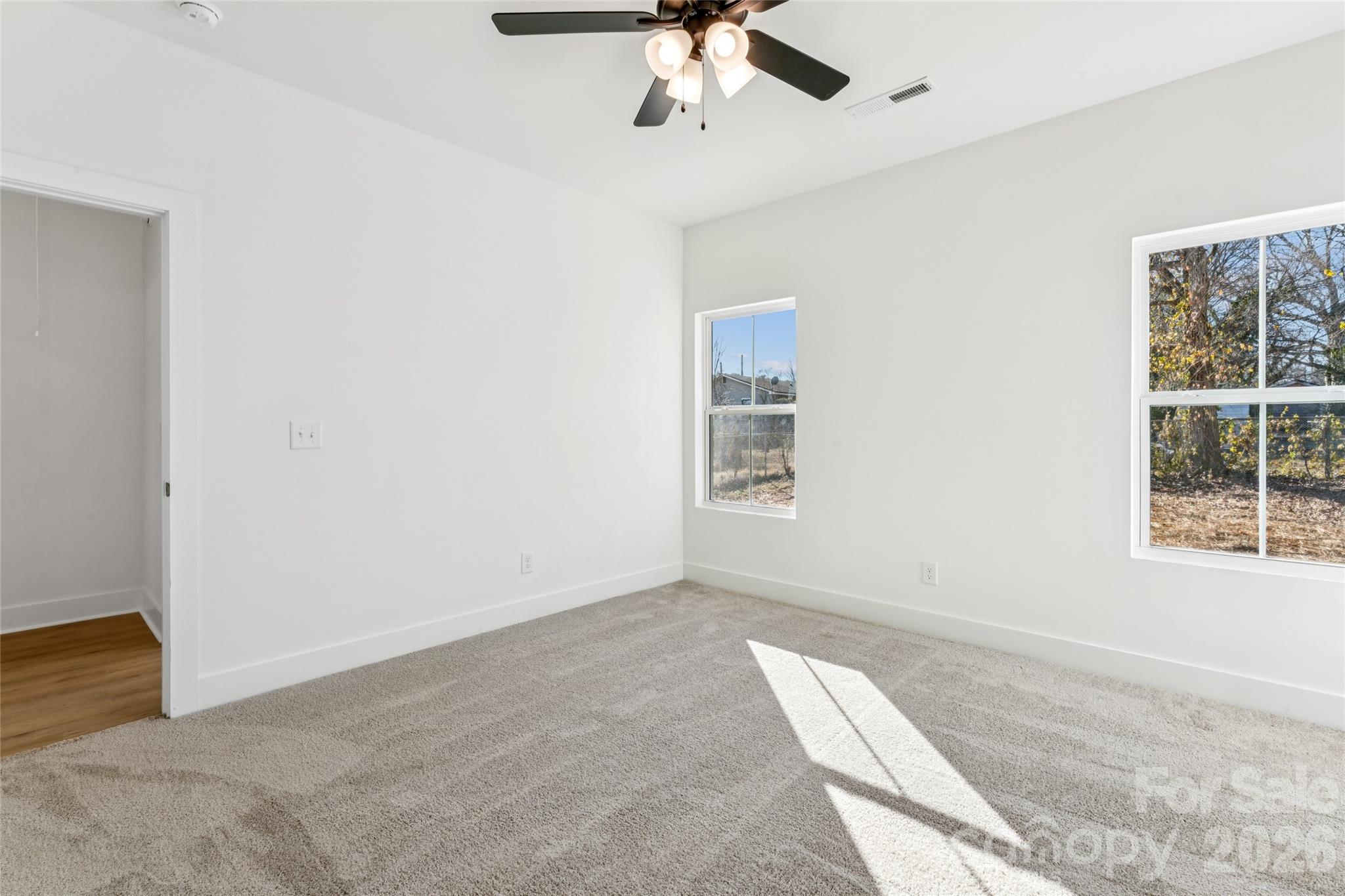 400 Lincoln Street Property Photo 22