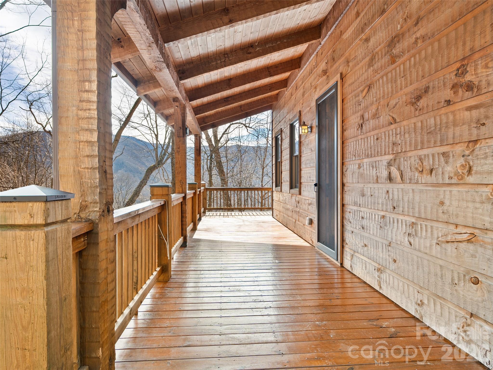 173 Heavenview Point Property Photo 19