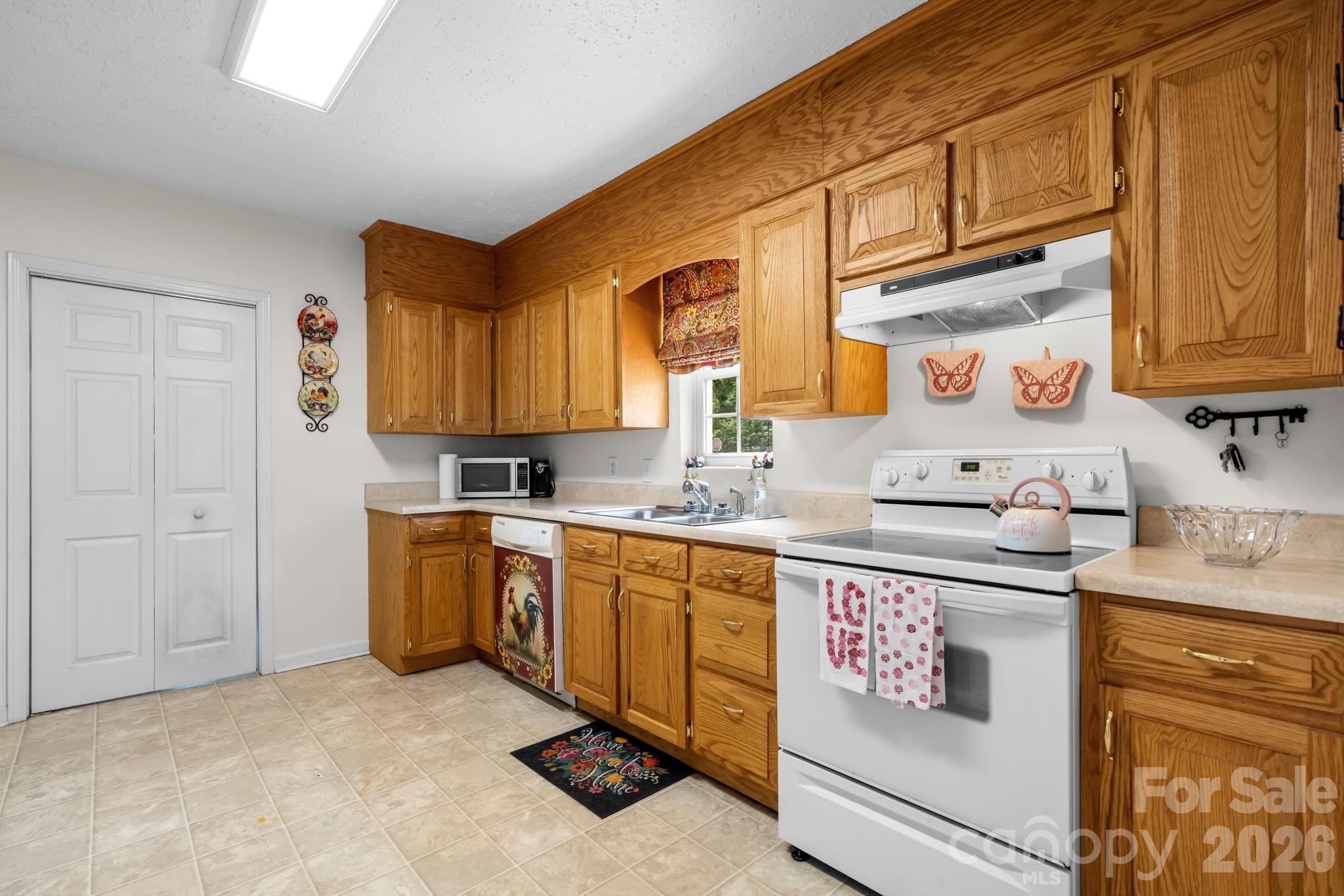 625 Milton Avenue Property Photo 12
