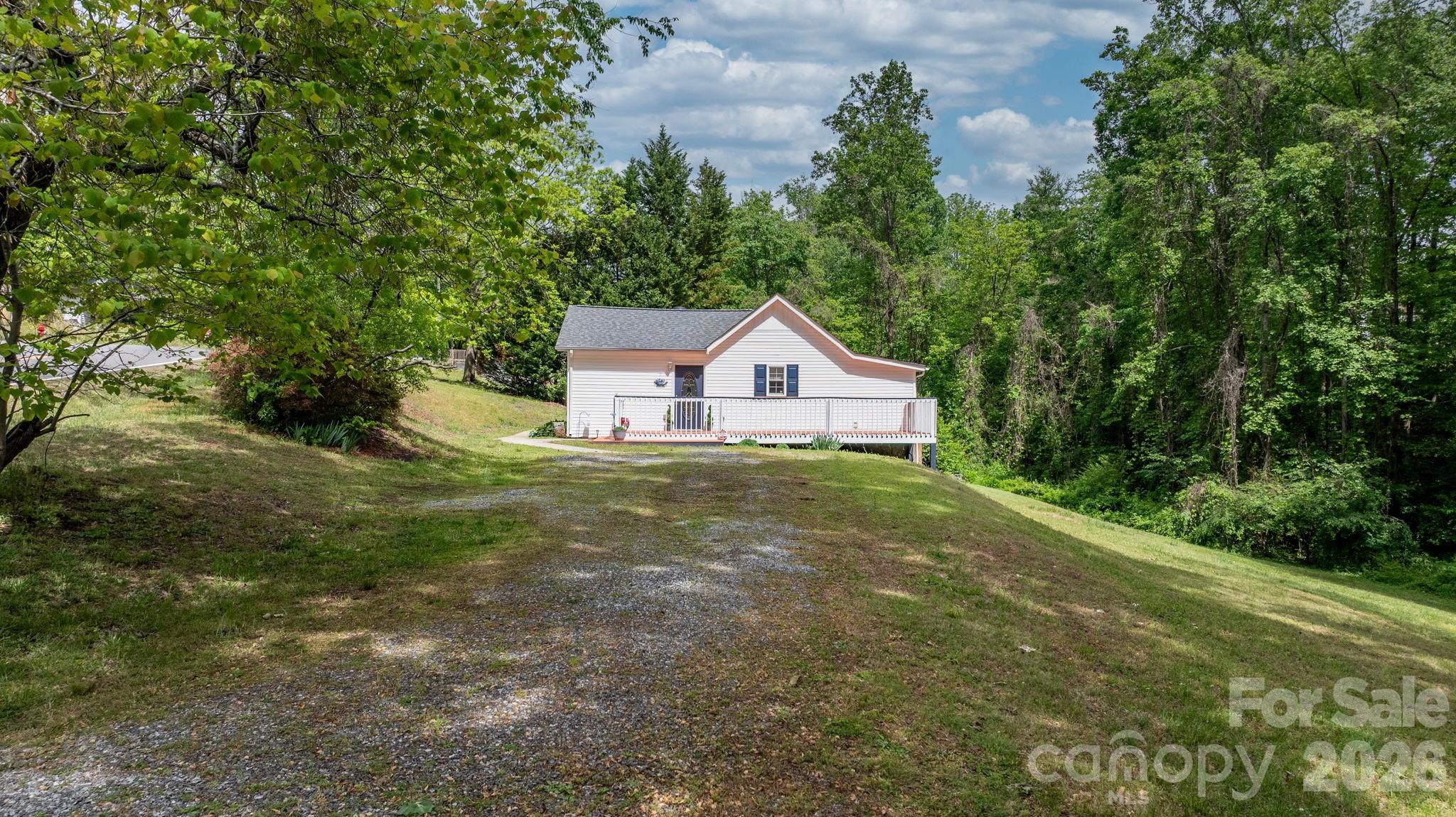 625 Milton Avenue Property Photo 18