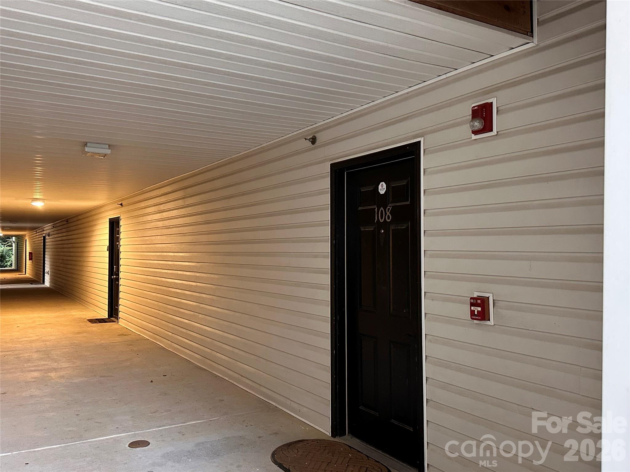5236 Hilltop Road Property Photo 4