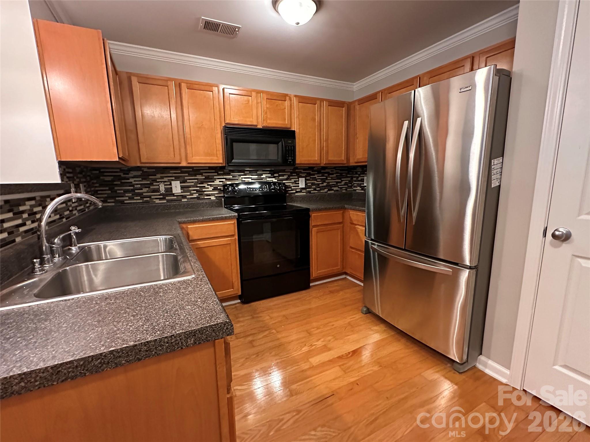 5236 Hilltop Road Property Photo 11