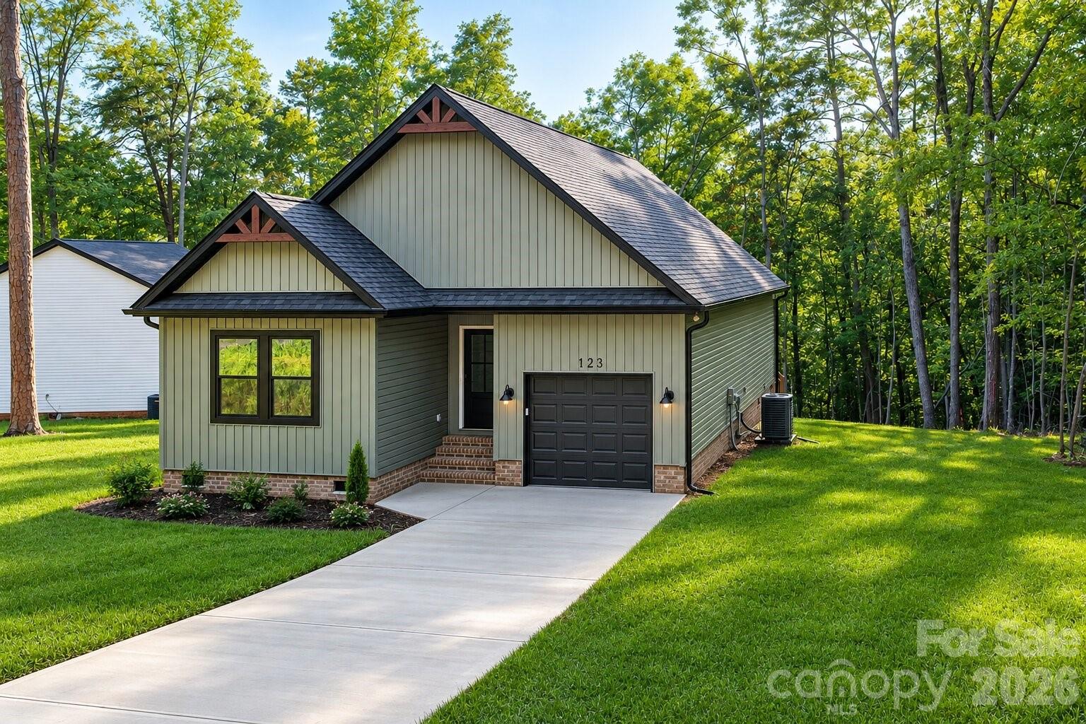 123 Chapel Hill Drive Property Photo 1