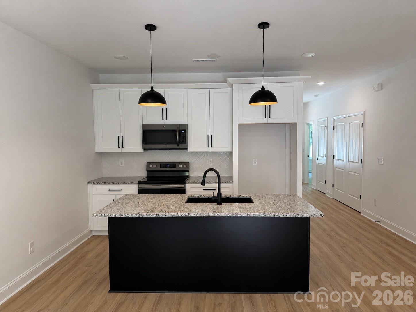123 Chapel Hill Drive Property Photo 4