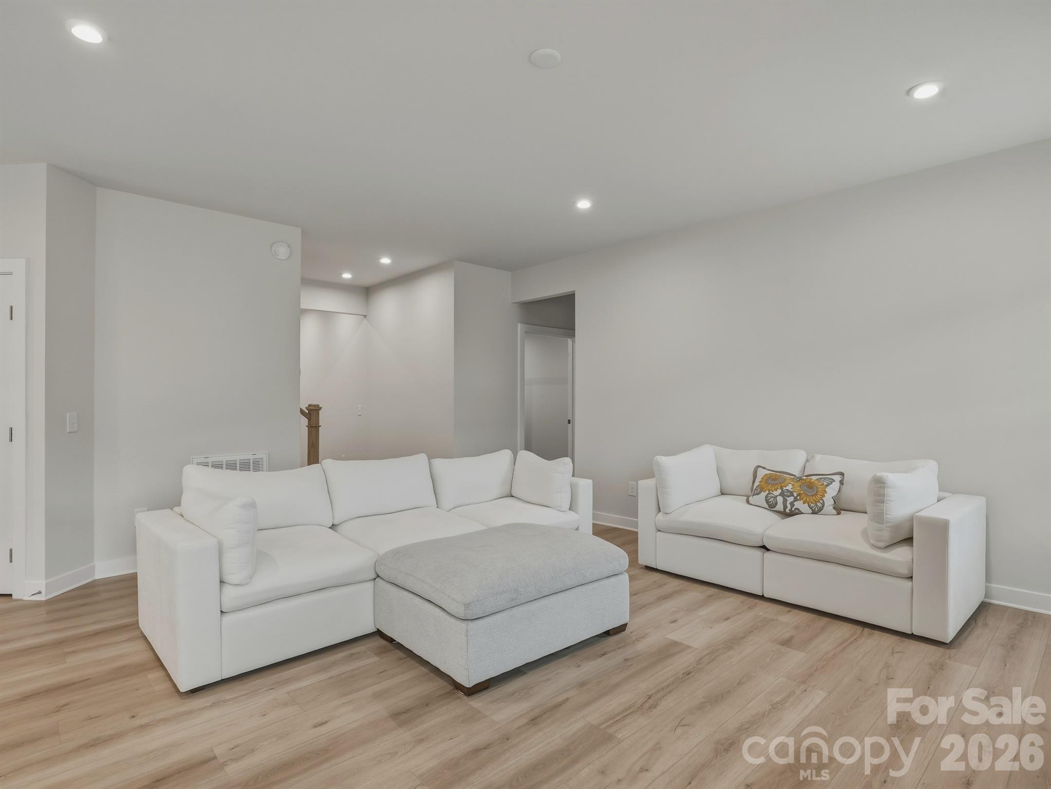 1821 Meredith Place Property Photo 8