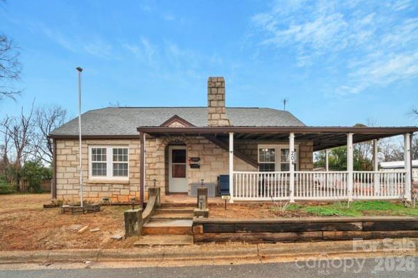 204 W C Avenue Property Photo 1