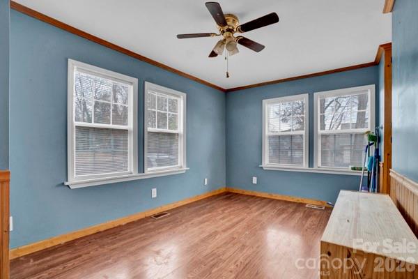 204 W C Avenue Property Photo 9