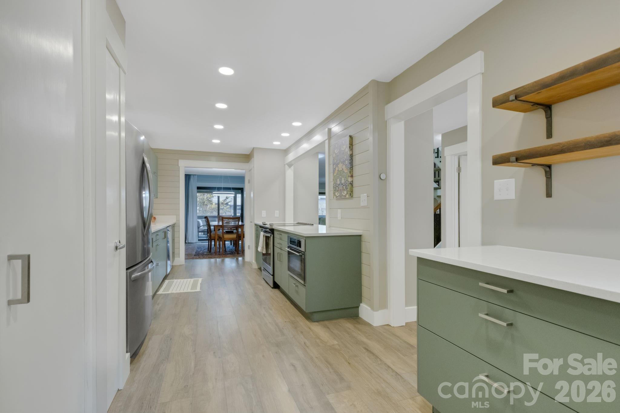 403 Crowfields Drive Property Photo 17