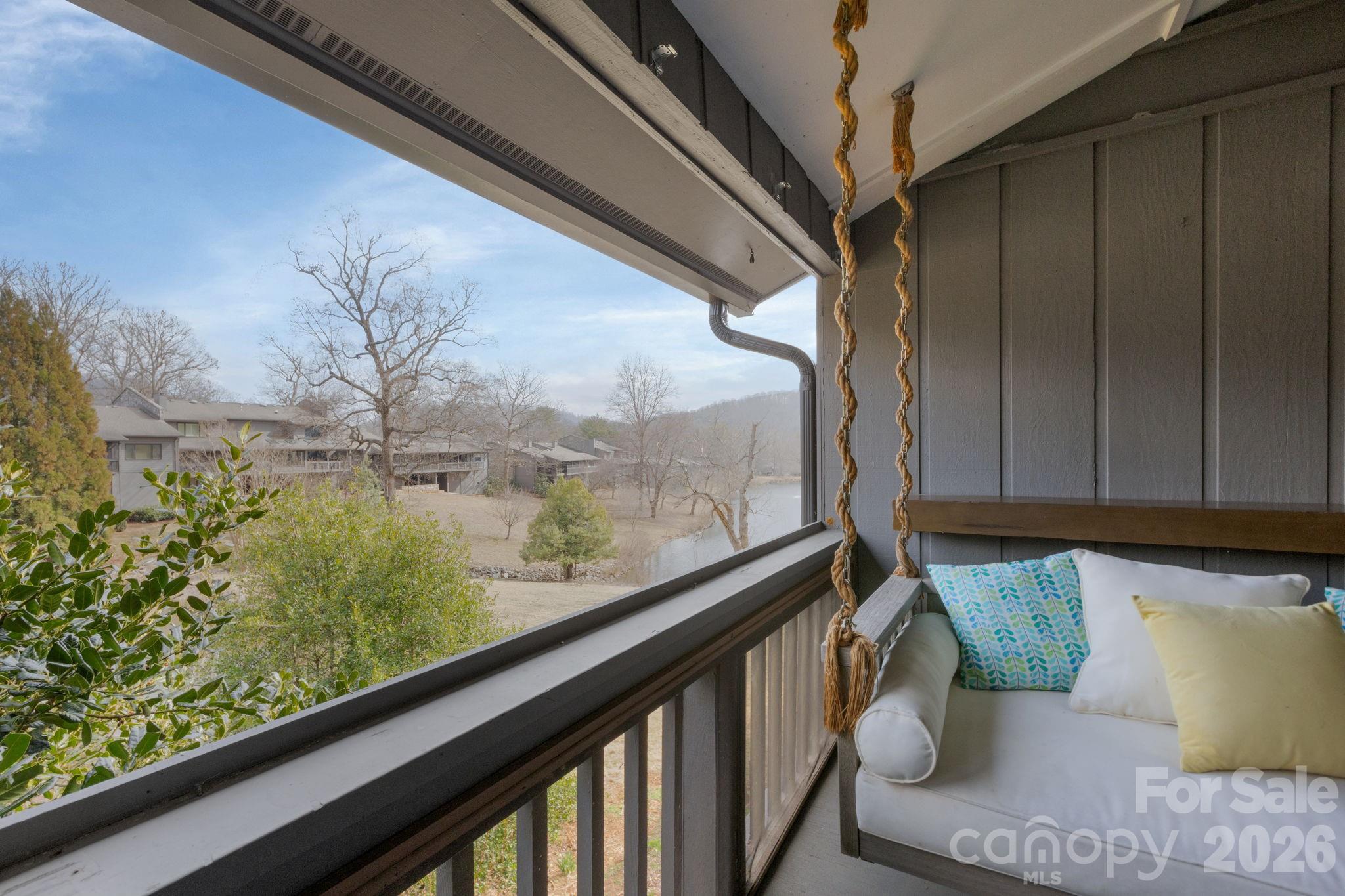 403 Crowfields Drive Property Photo 25