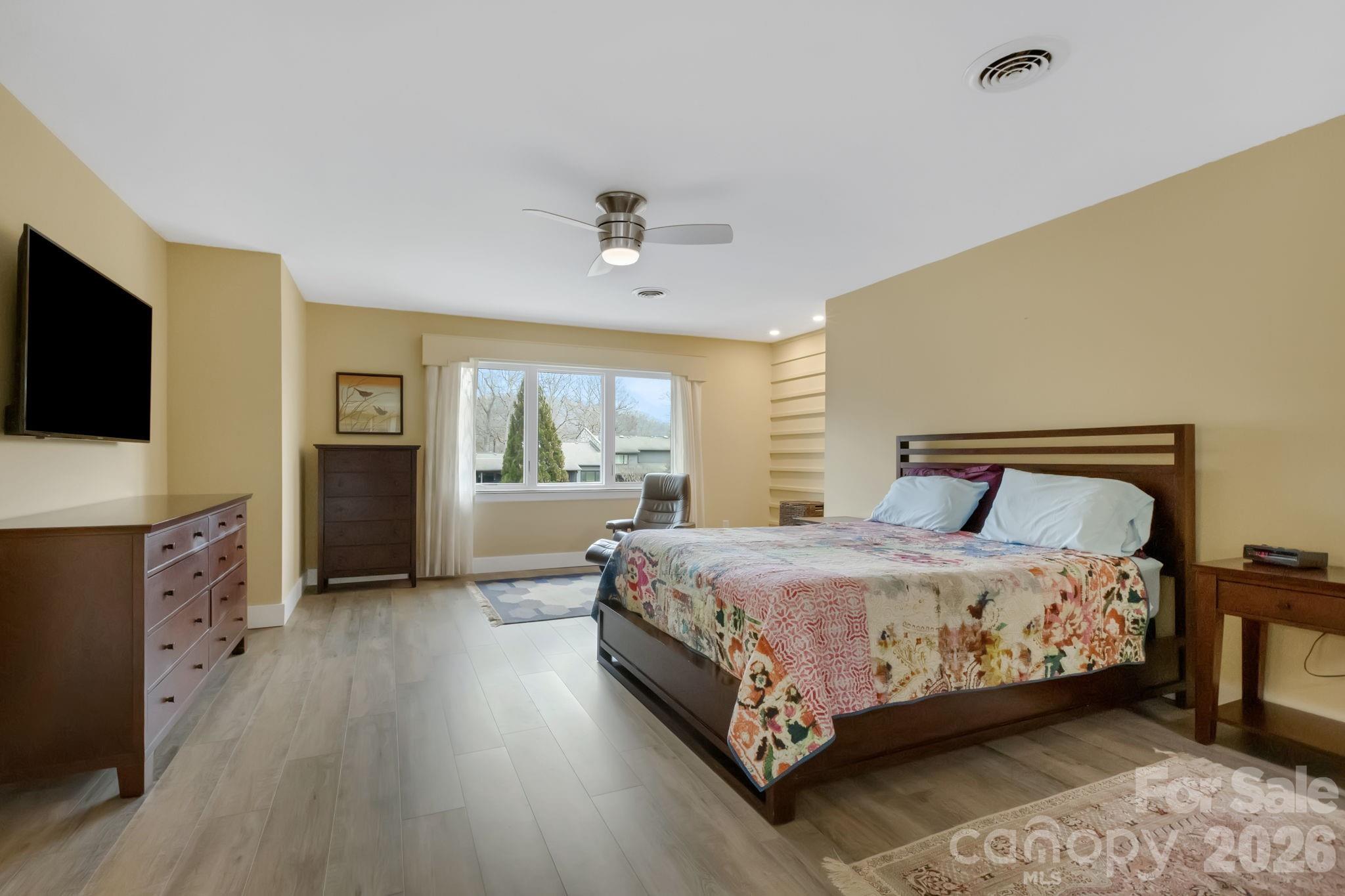 403 Crowfields Drive Property Photo 26