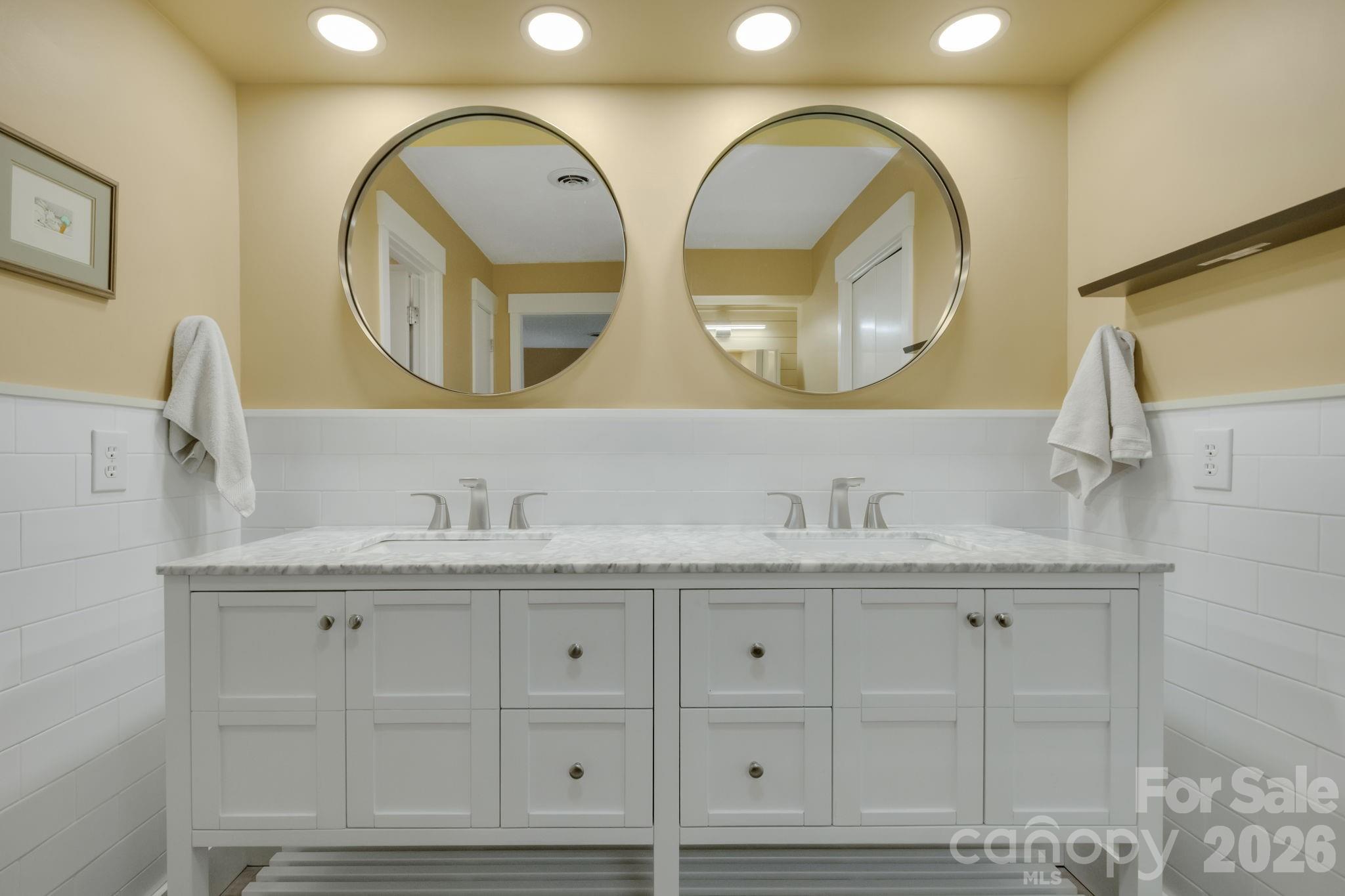 403 Crowfields Drive Property Photo 30