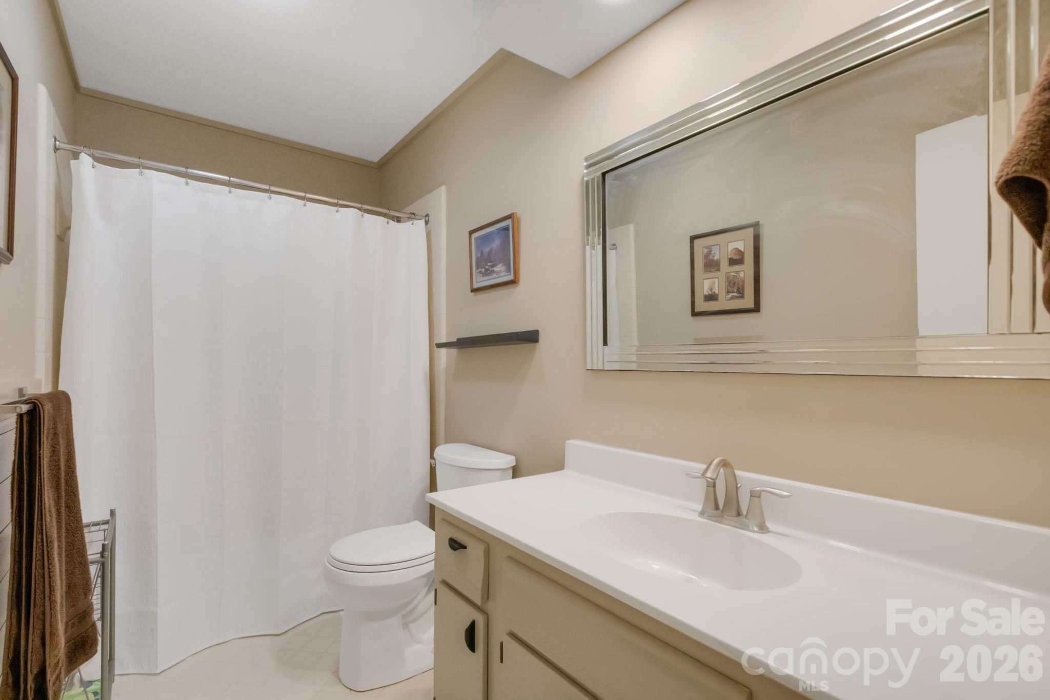 403 Crowfields Drive Property Photo 33