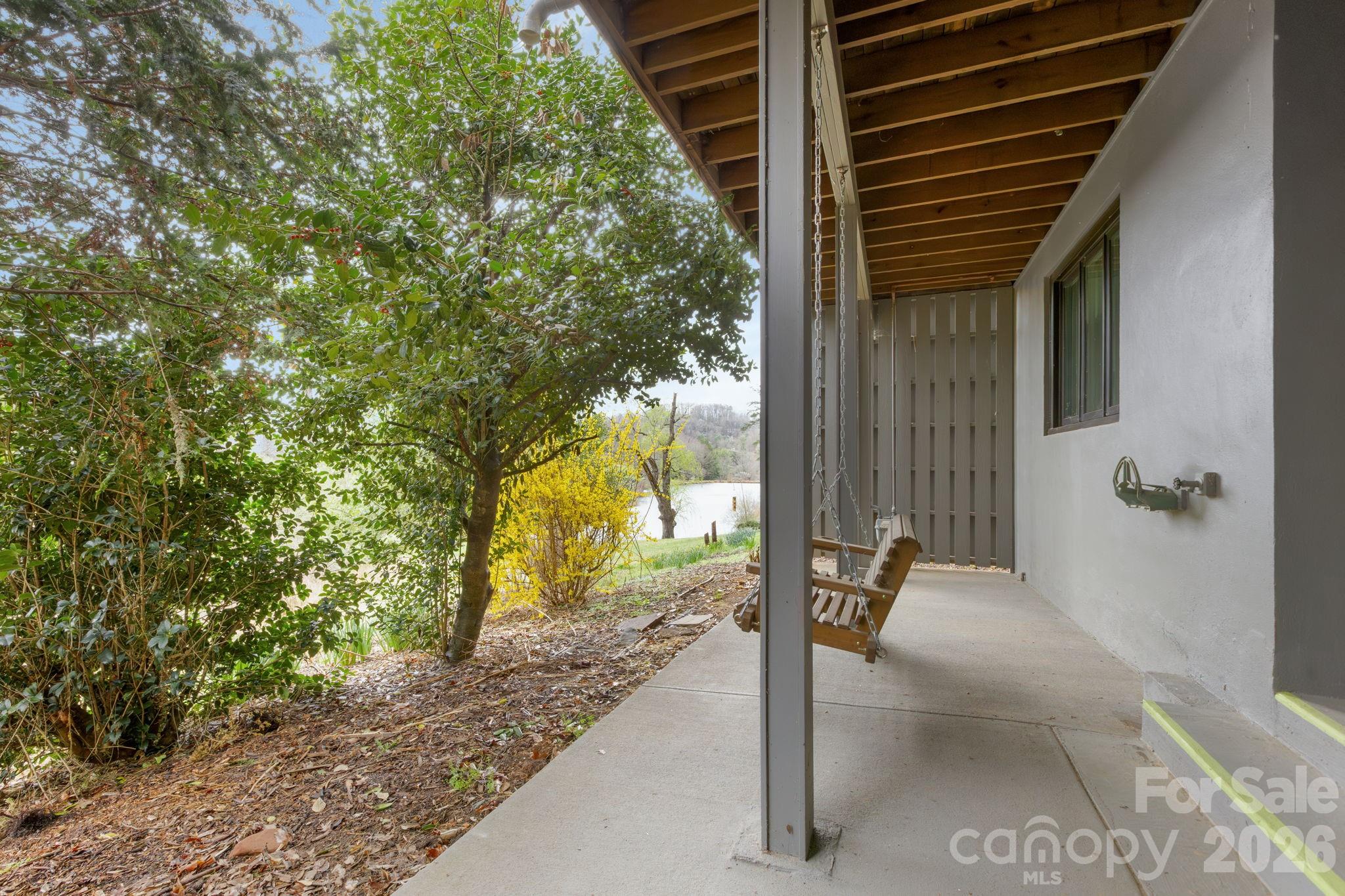 403 Crowfields Drive Property Photo 36