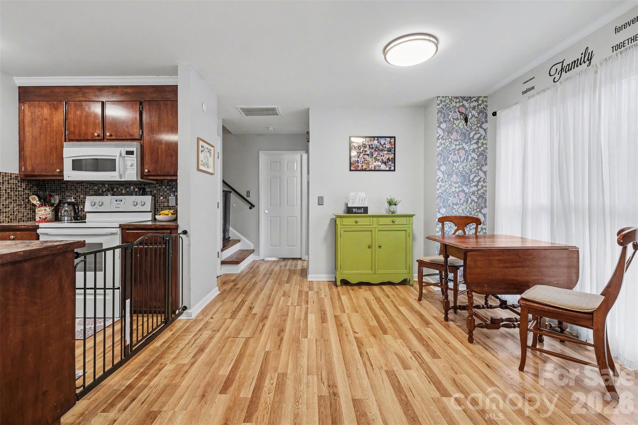 3240 Carlyle Drive Property Photo 17