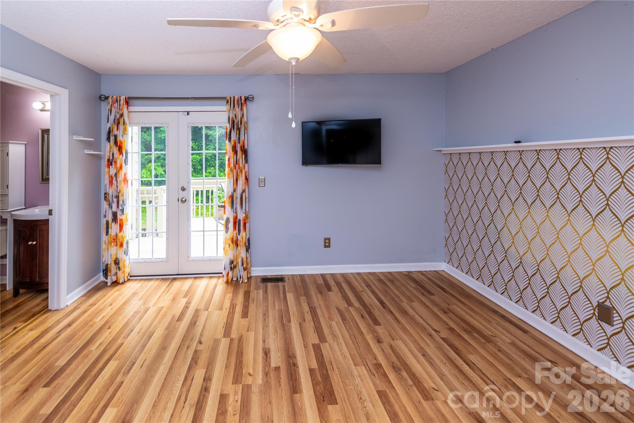 3240 Carlyle Drive Property Photo 20